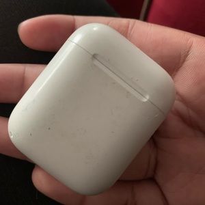 Apple Air Pod 2nd Gen.